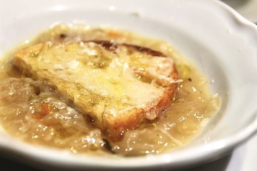 イタリア風玉ねぎのスープ「カラバッチャ」
