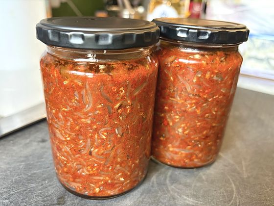 Rosamarina, raw shirasu preserved in chili pepper