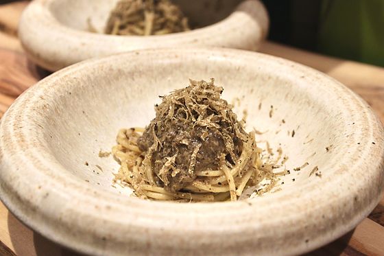 スパゲッティーニ 5種のキノコソース